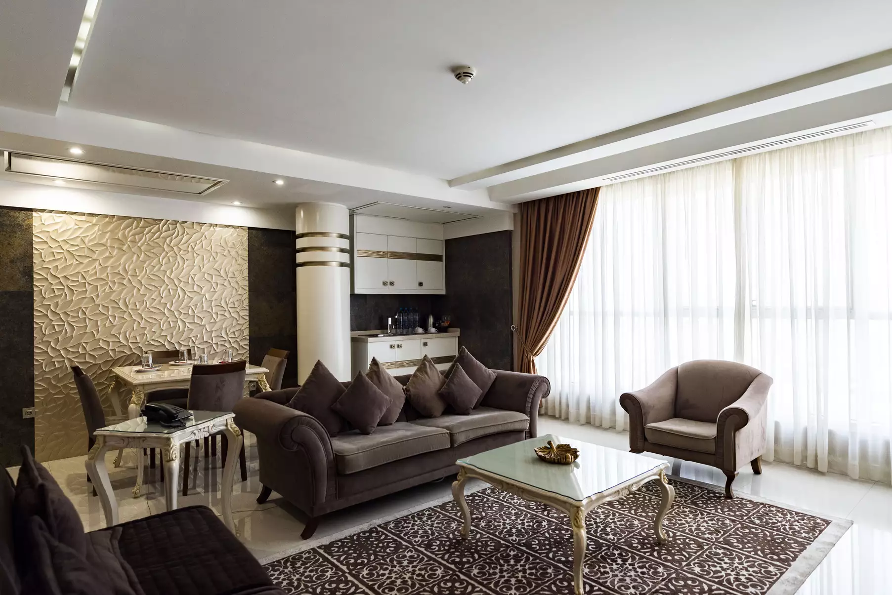 Alibaba https://cdn.alibaba.ir/ostorage/hotel-accommodation-images/6810b0f419aa61e2a799b320_سوئیت دو خواب (2).webp